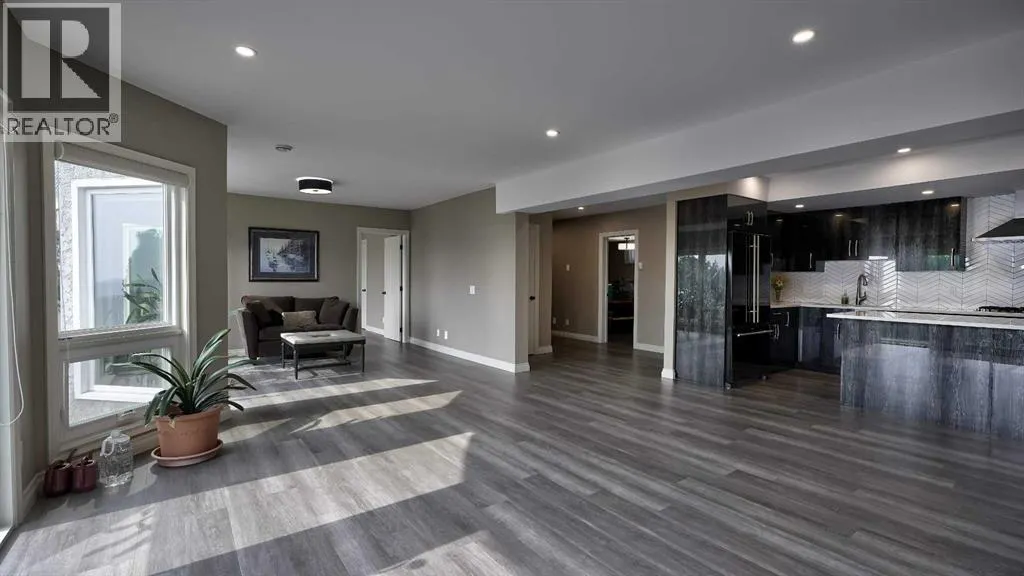 57 Edelweiss Point NW