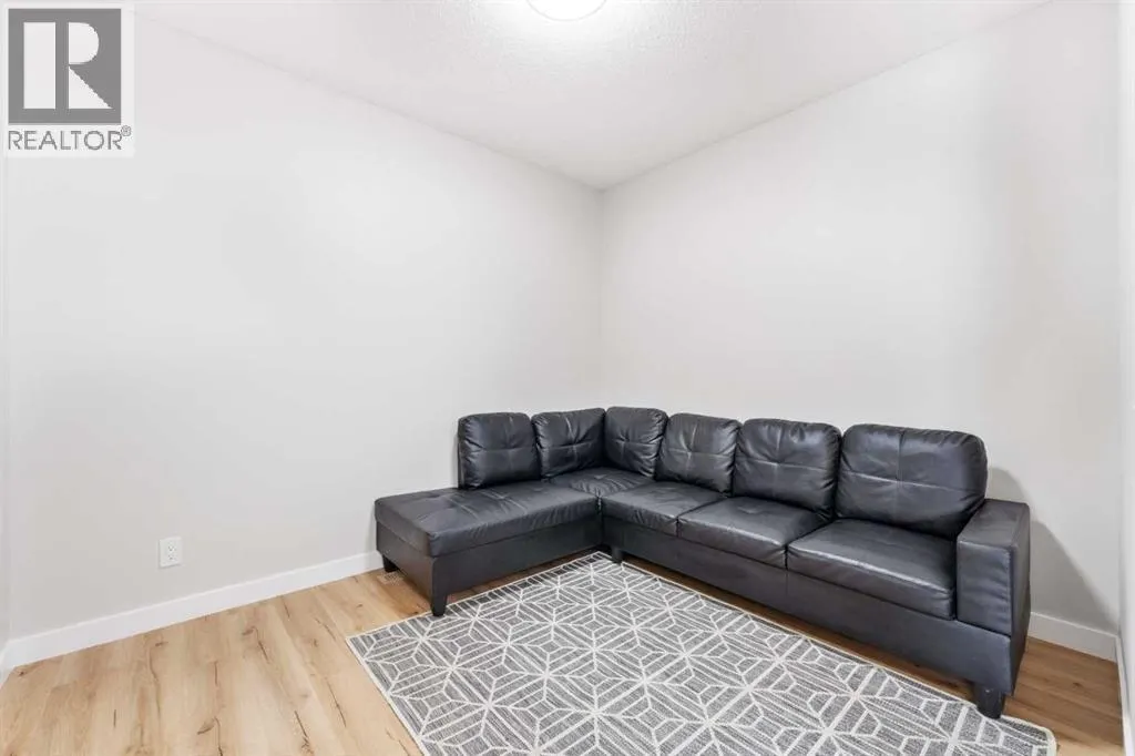 95 Cornerbrook Common NE
