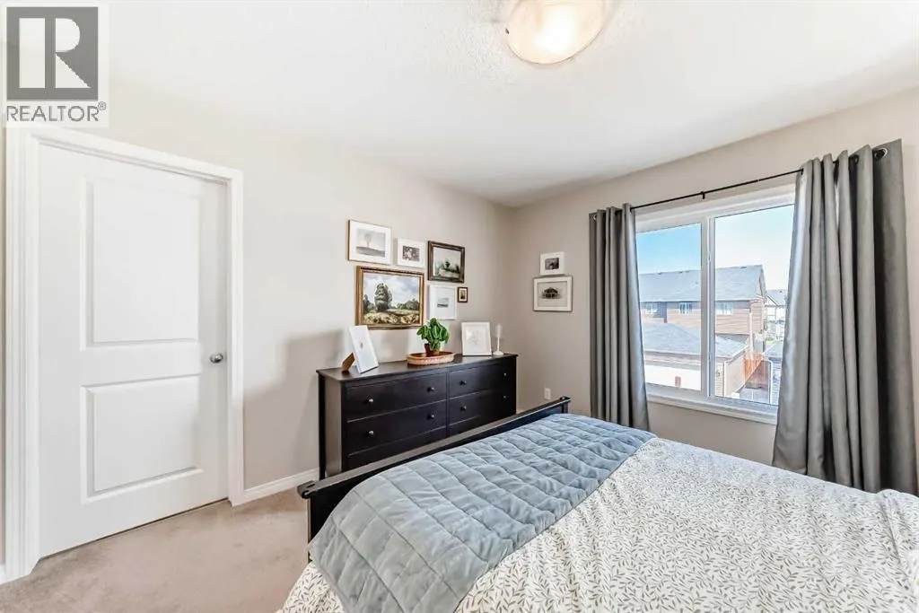 72 Legacy Glen Street SE