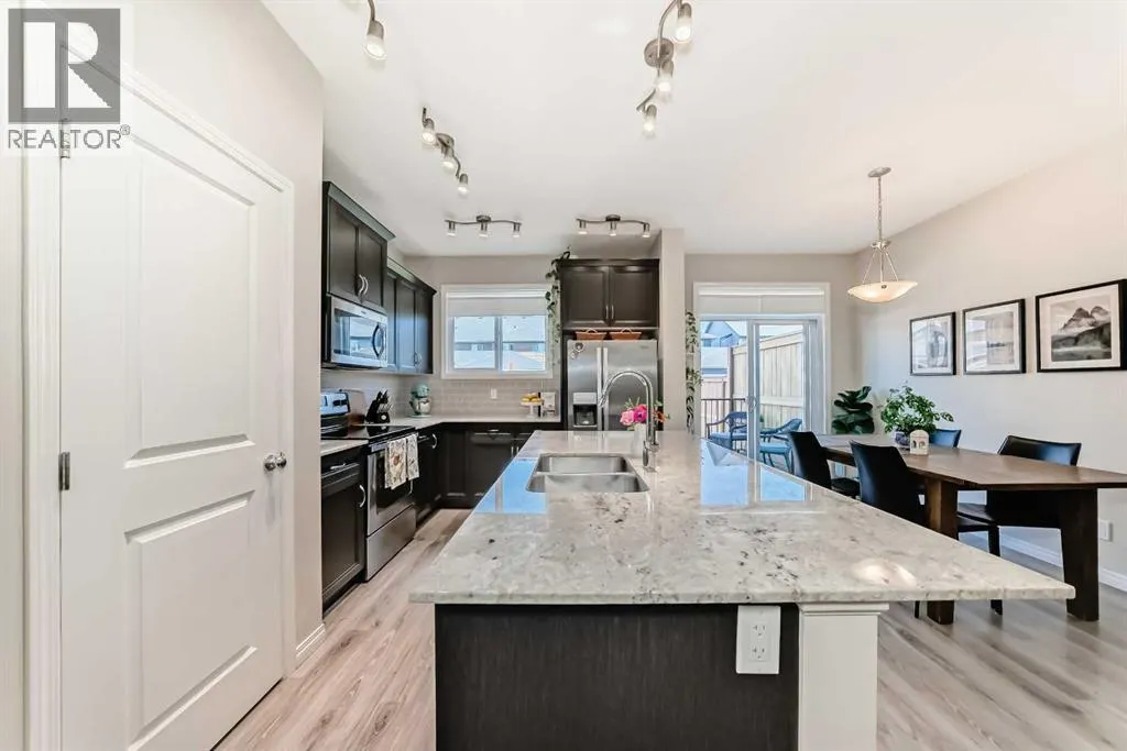 72 Legacy Glen Street SE