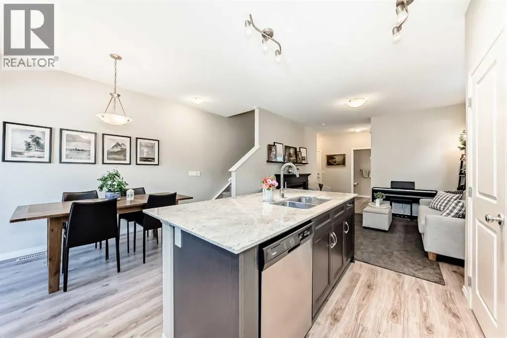 72 Legacy Glen Street SE