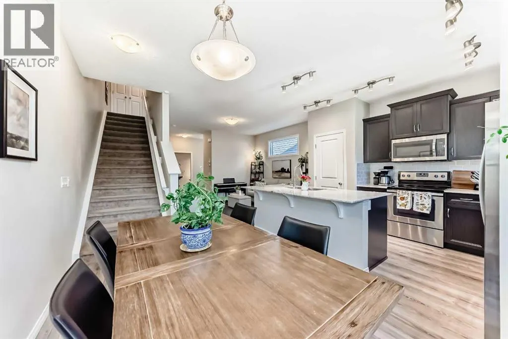 72 Legacy Glen Street SE