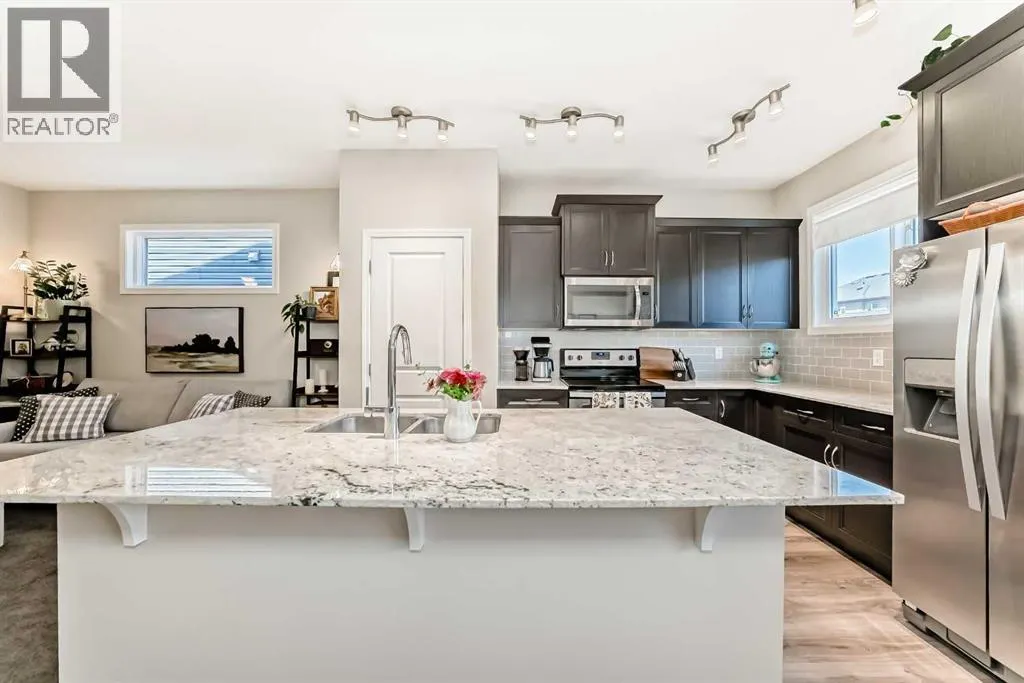 72 Legacy Glen Street SE