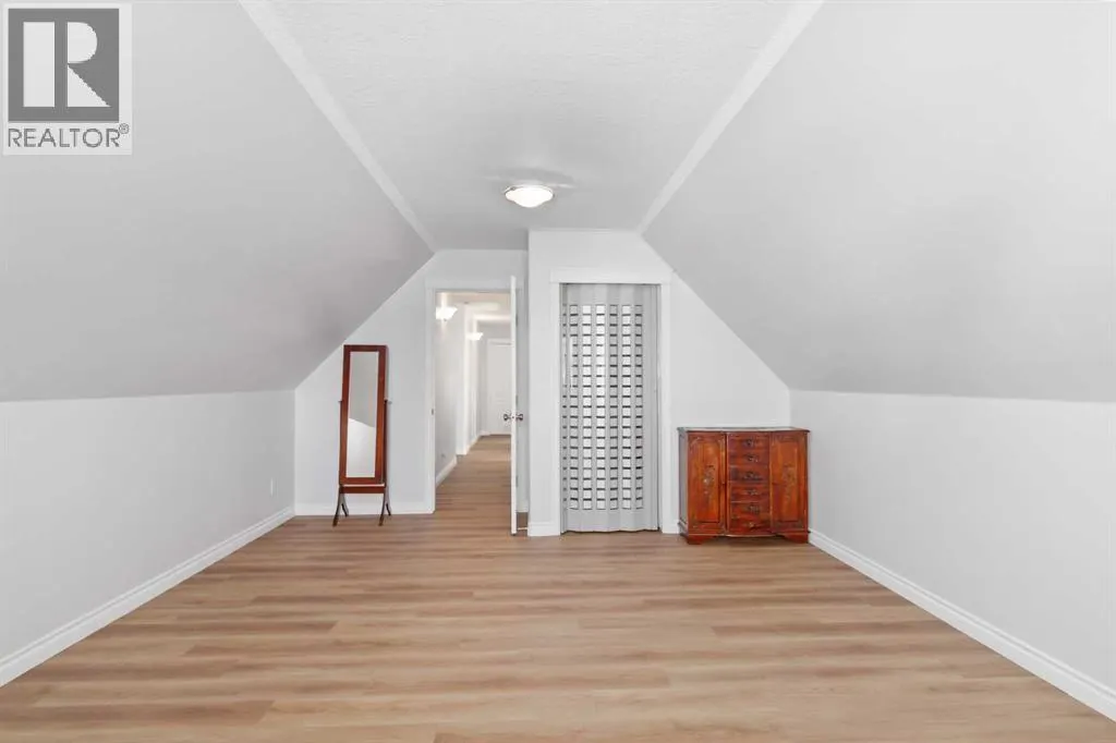 112 Potts Bay