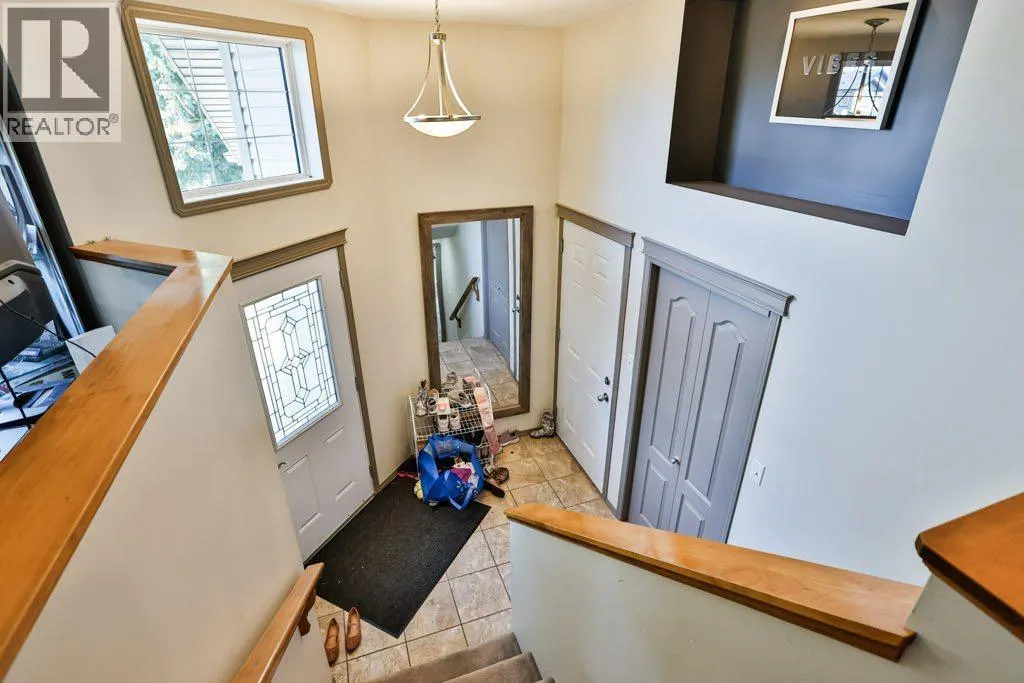 368 Grizzly Crescent N