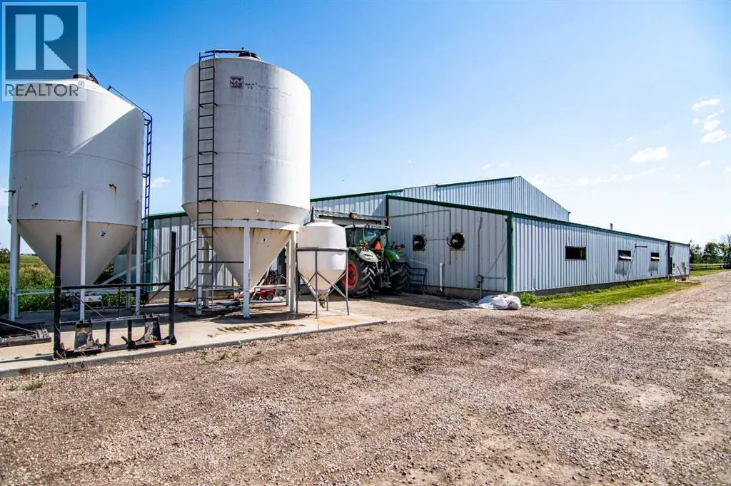 20076 Township Road 370