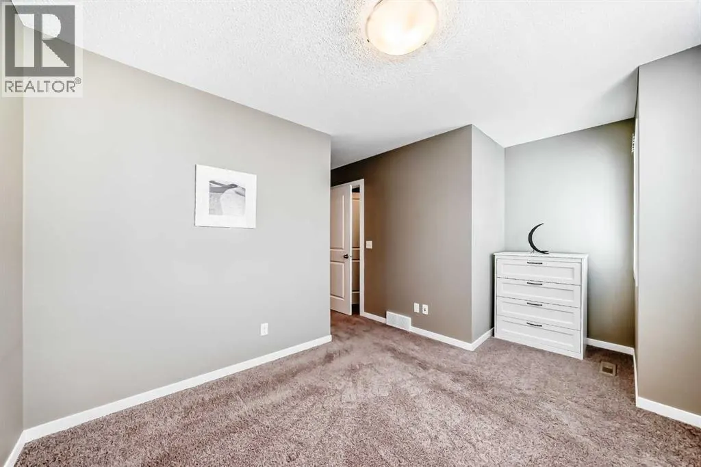 236 New Brighton Row SE