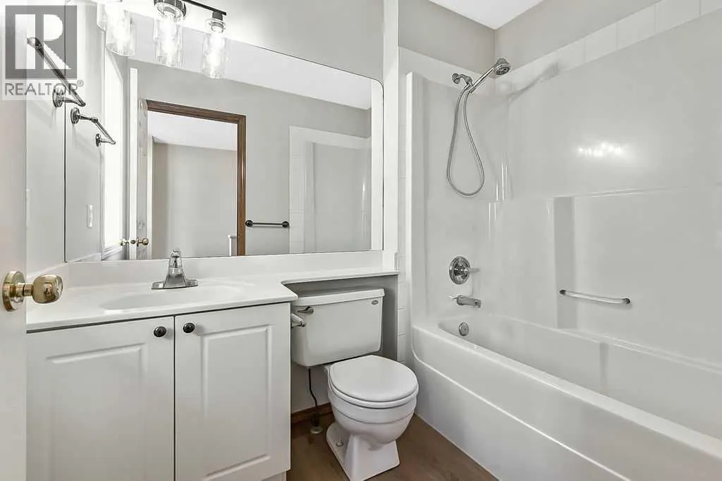 14 Crystalridge Bay