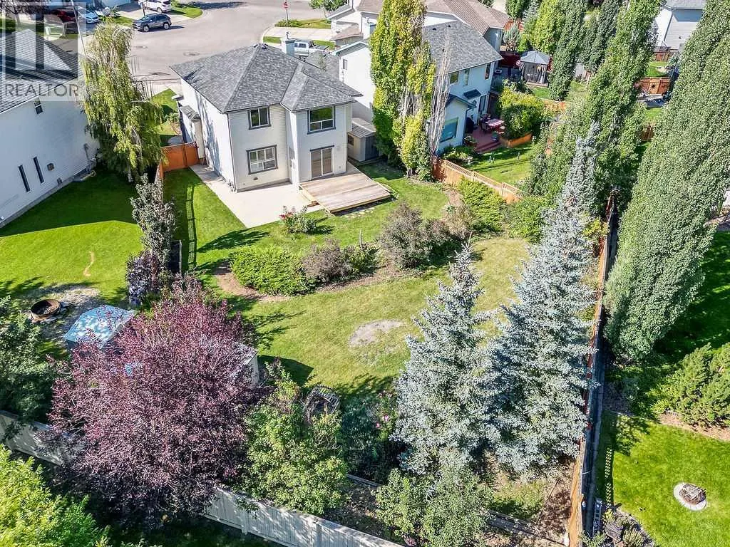 14 Crystalridge Bay