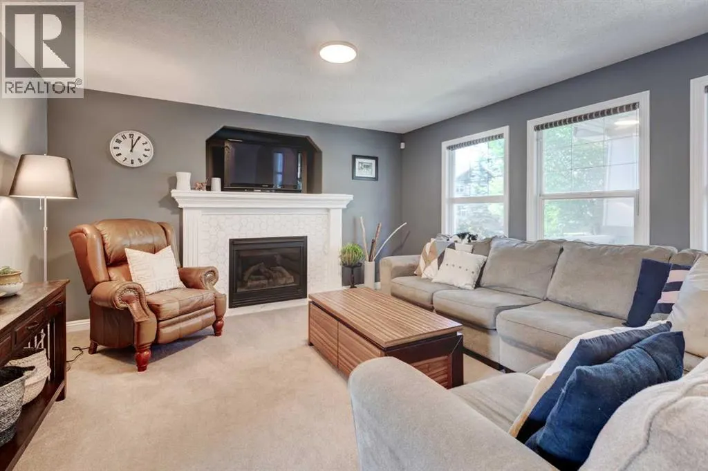 395 Prestwick Close SE