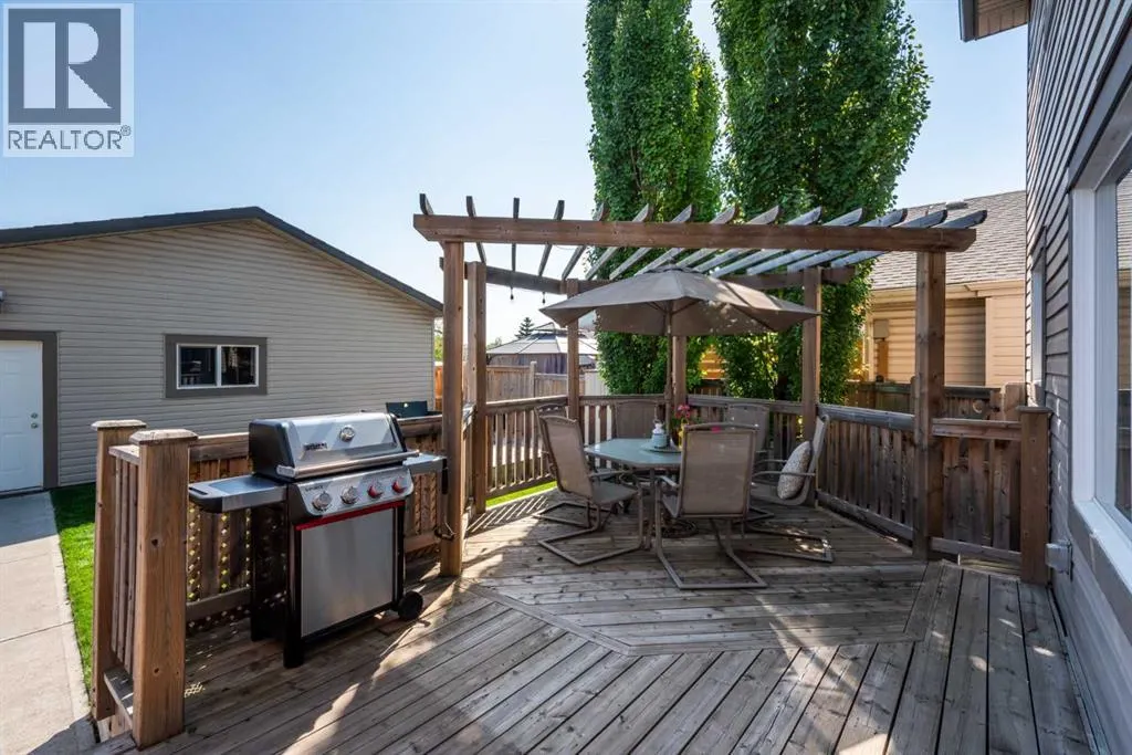 395 Prestwick Close SE