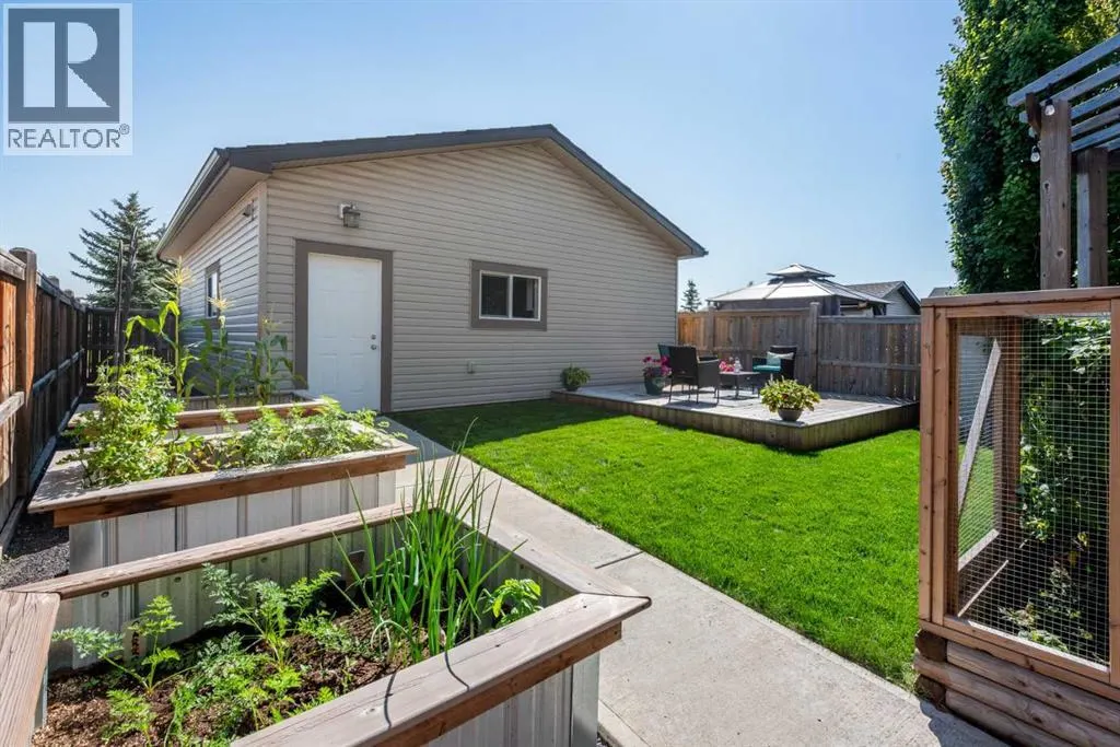 395 Prestwick Close SE