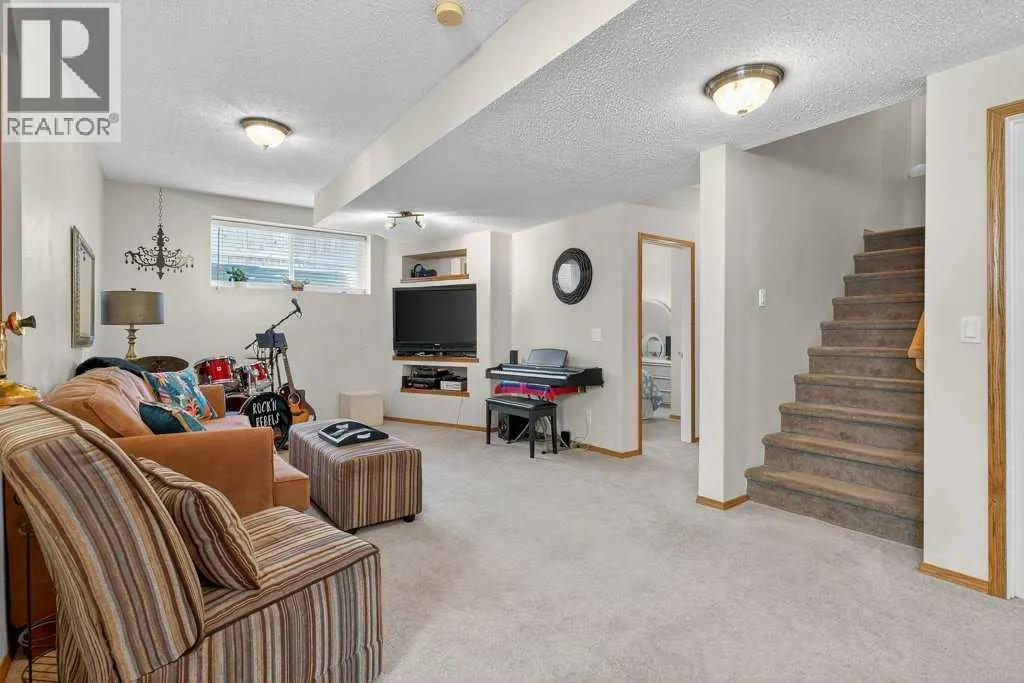 504 Panatella Court NW