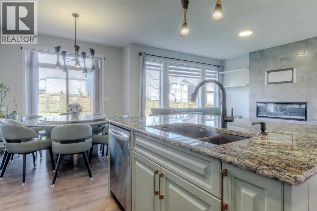 17 Calhoun Crescent NE