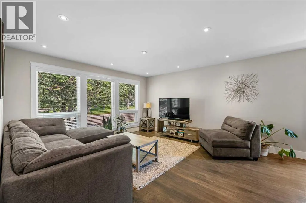 32 Woodbrook Close SW