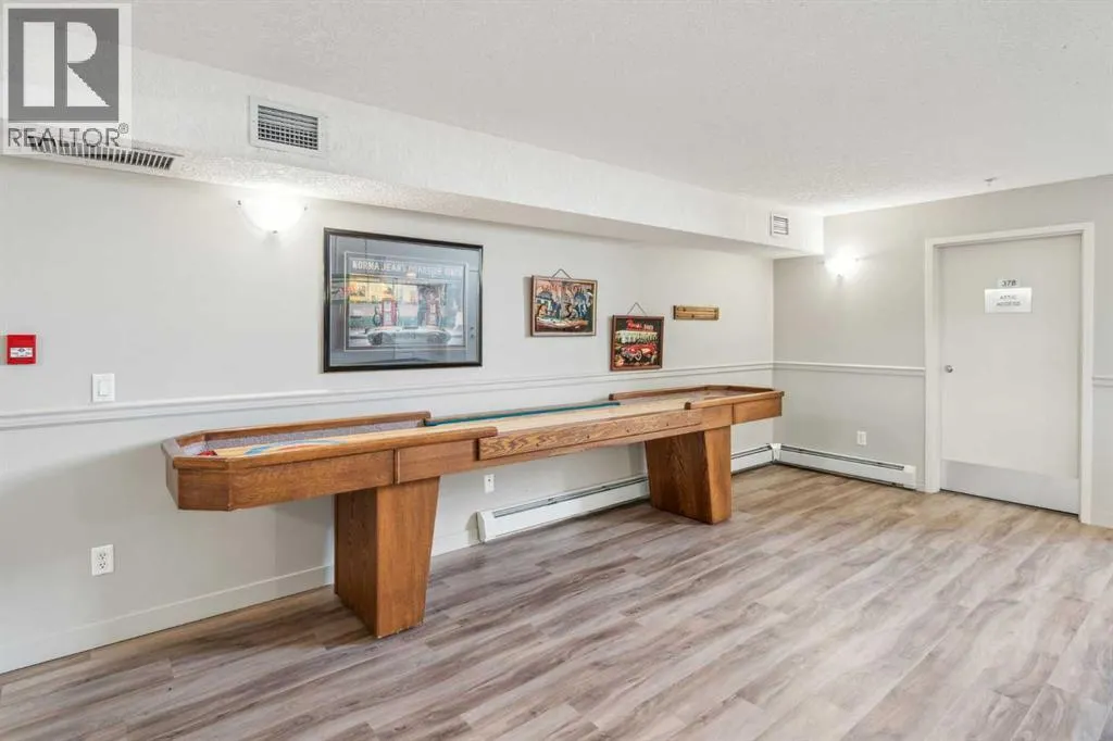 108, 15 Everstone Drive SW