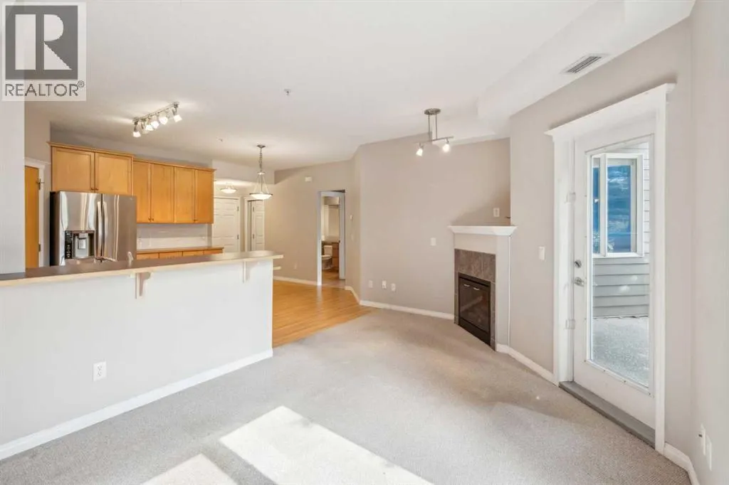 108, 15 Everstone Drive SW