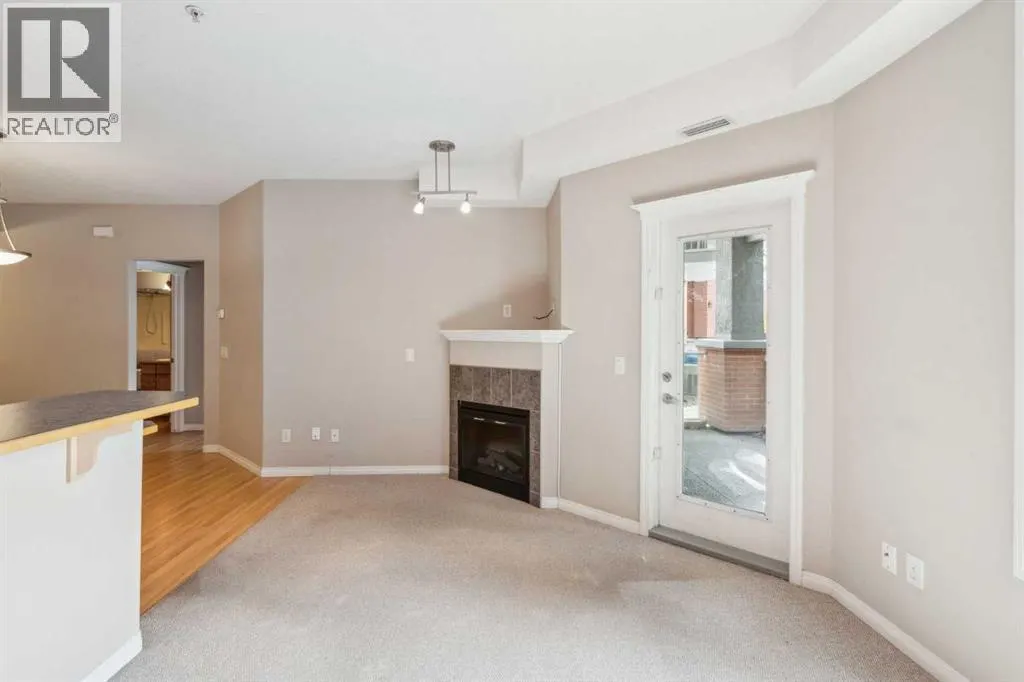 108, 15 Everstone Drive SW