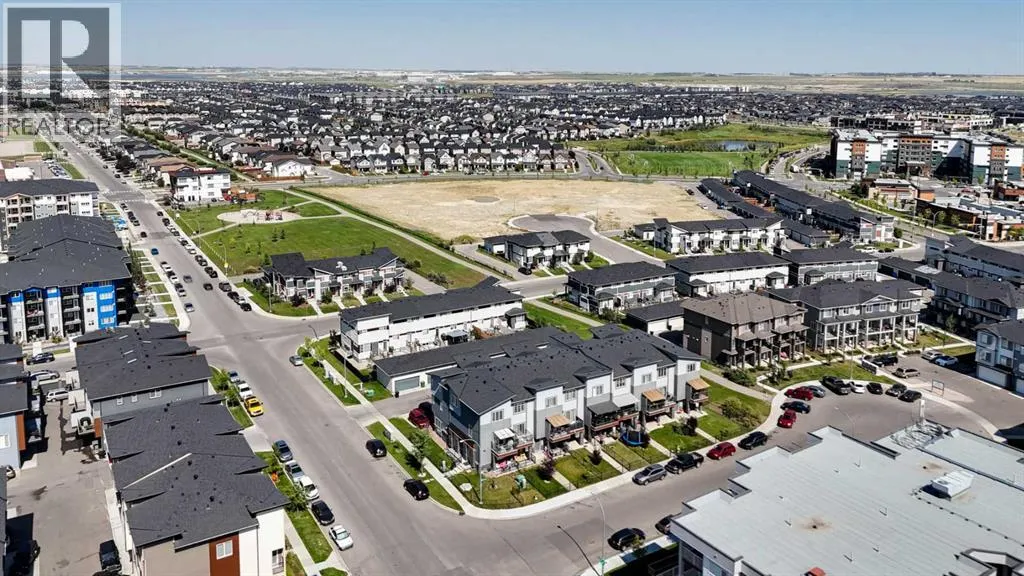 6 Skyview Close NE