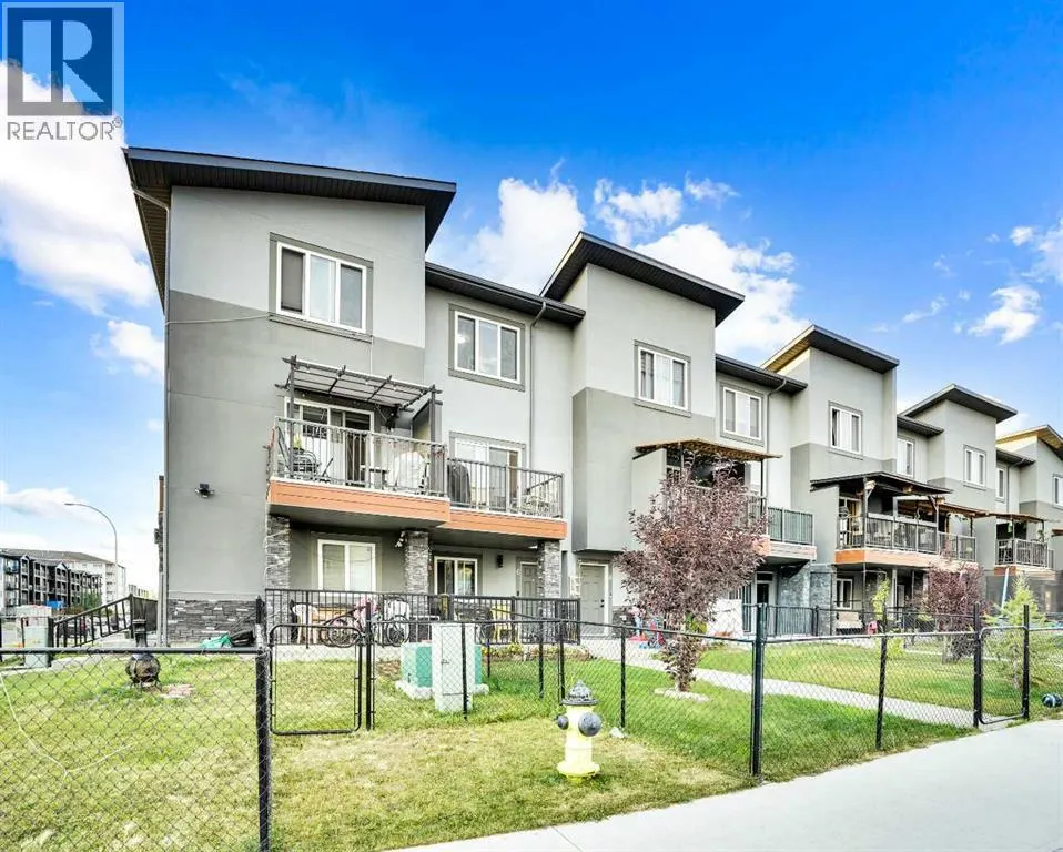 6 Skyview Close NE