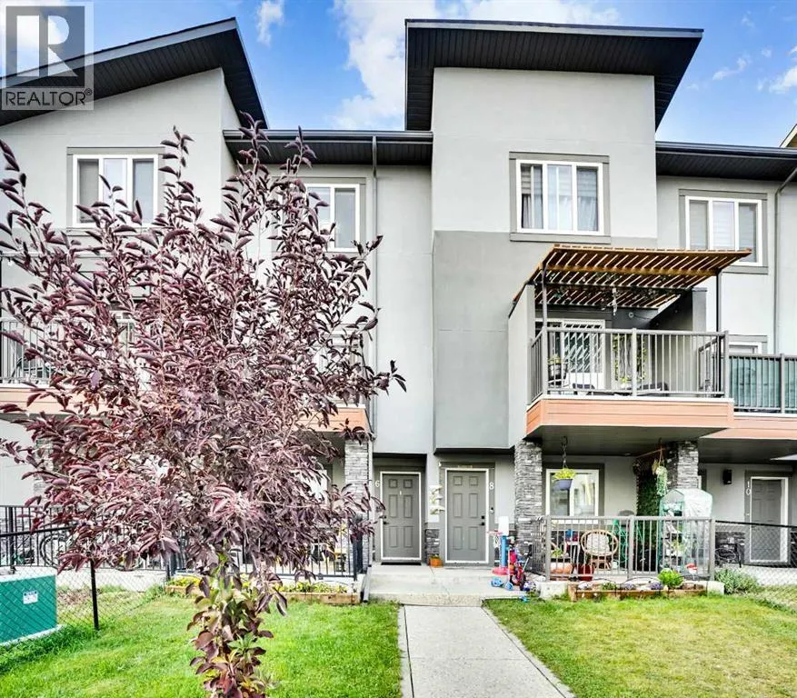 6 Skyview Close NE