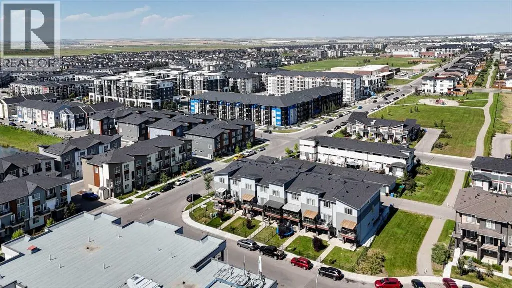 6 Skyview Close NE