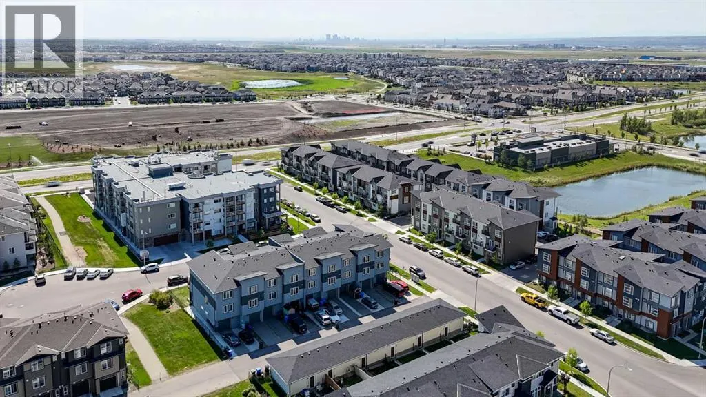 6 Skyview Close NE