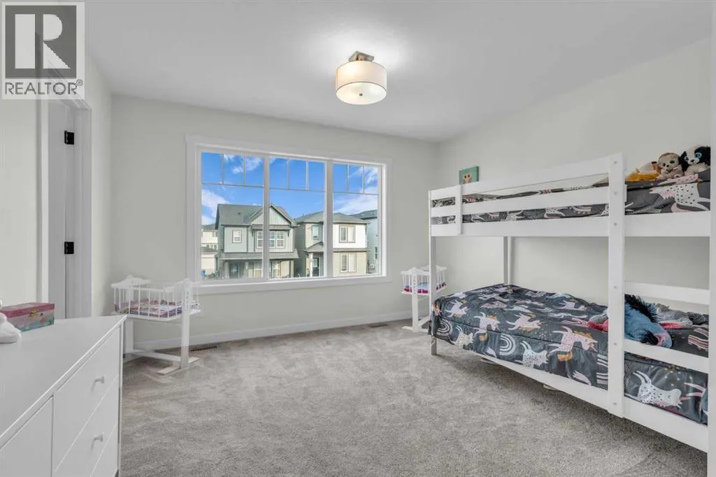 35 Versant View SW