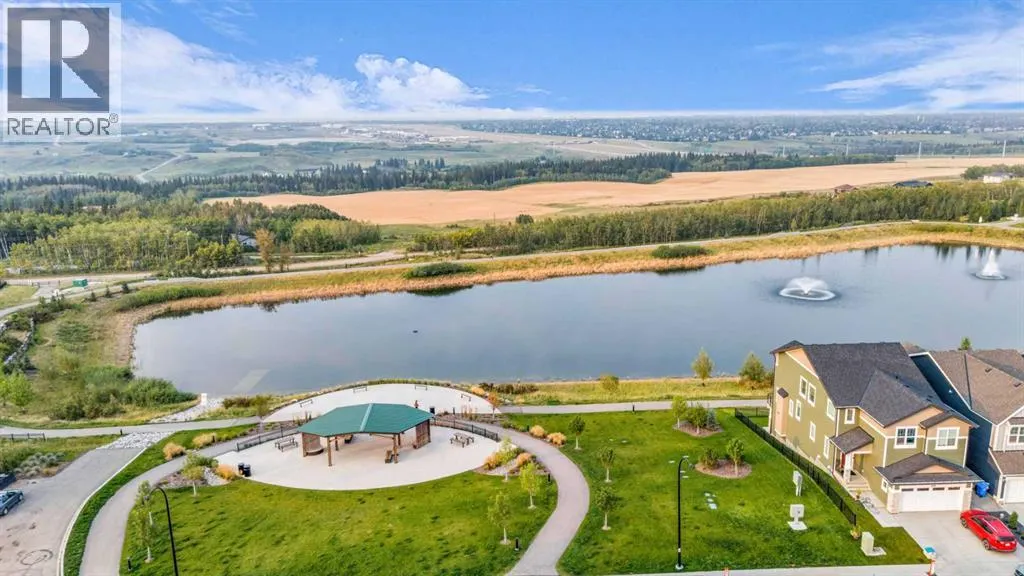 35 Versant View SW