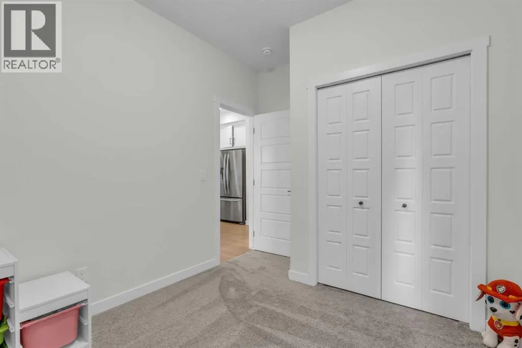 35 Versant View SW