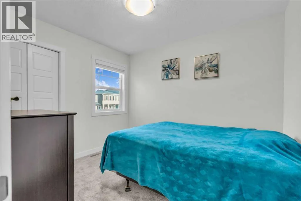 35 Versant View SW