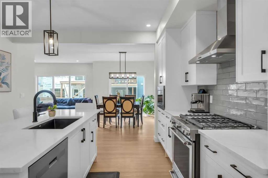 35 Versant View SW