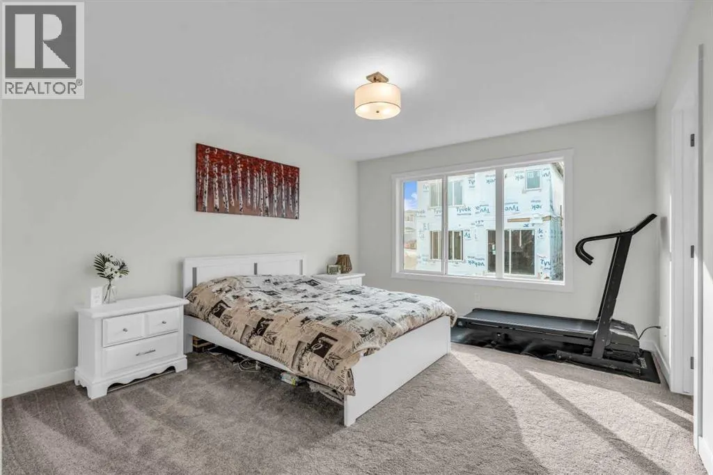 35 Versant View SW