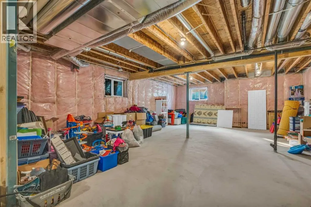 35 Versant View SW