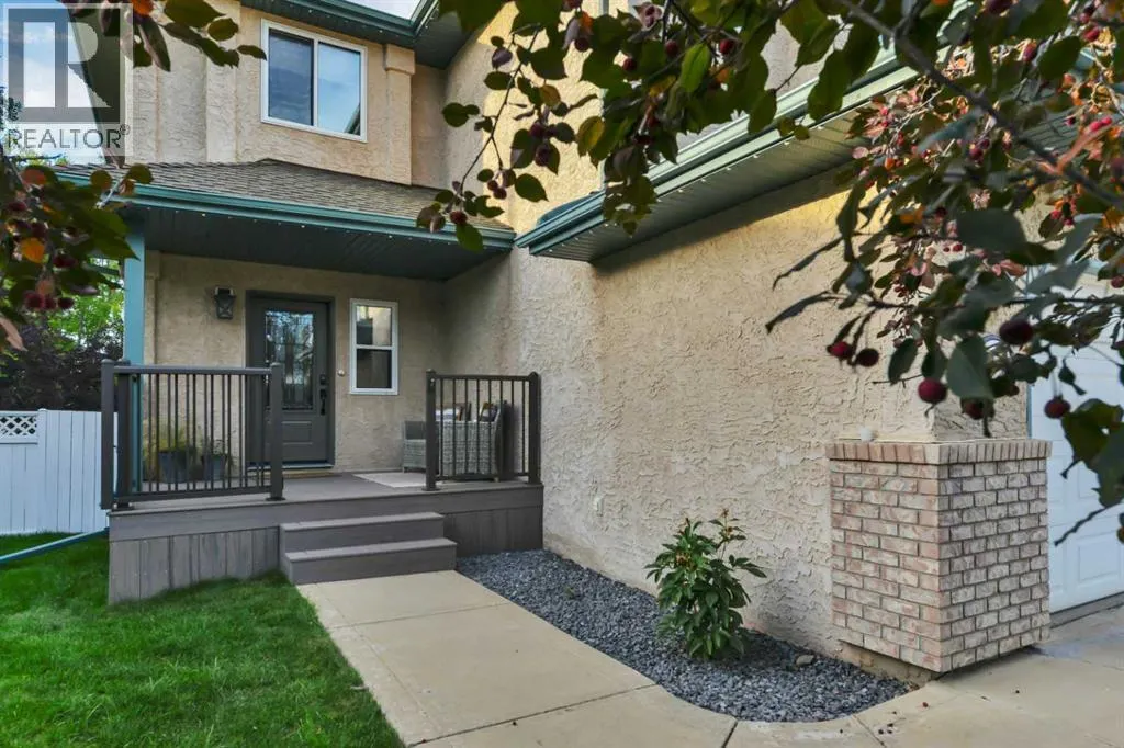 166 Asmundsen Avenue