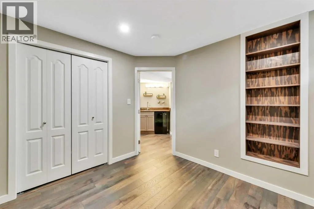 166 Asmundsen Avenue