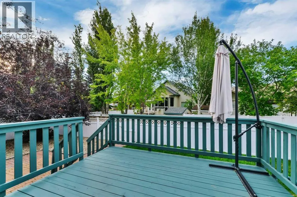 166 Asmundsen Avenue
