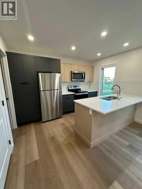 23 Trent Road W