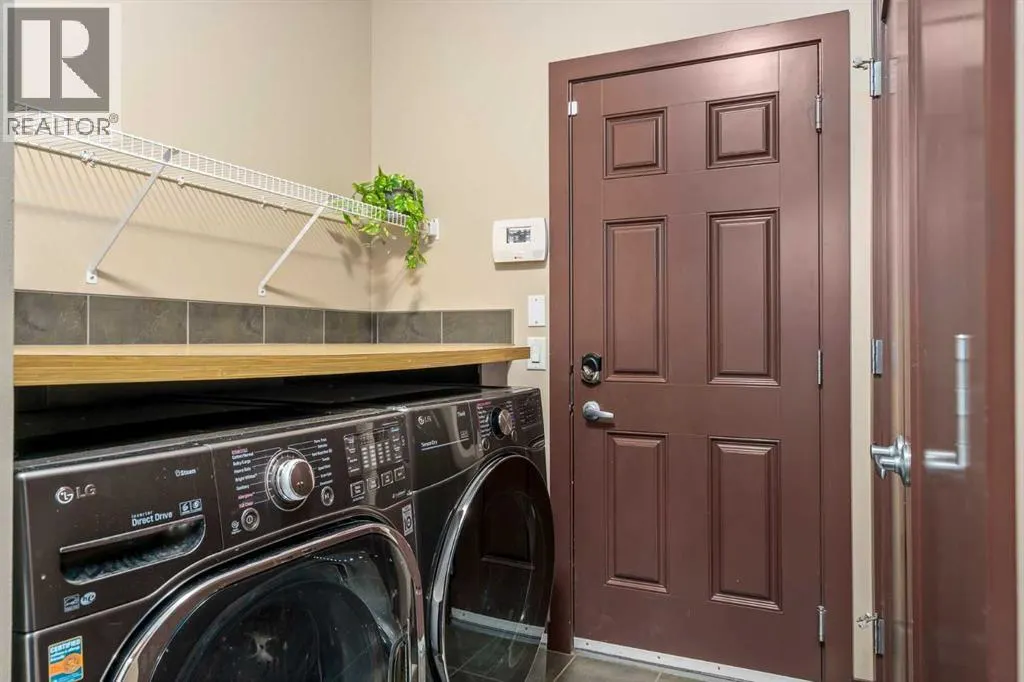 26 Mahogany Green SE