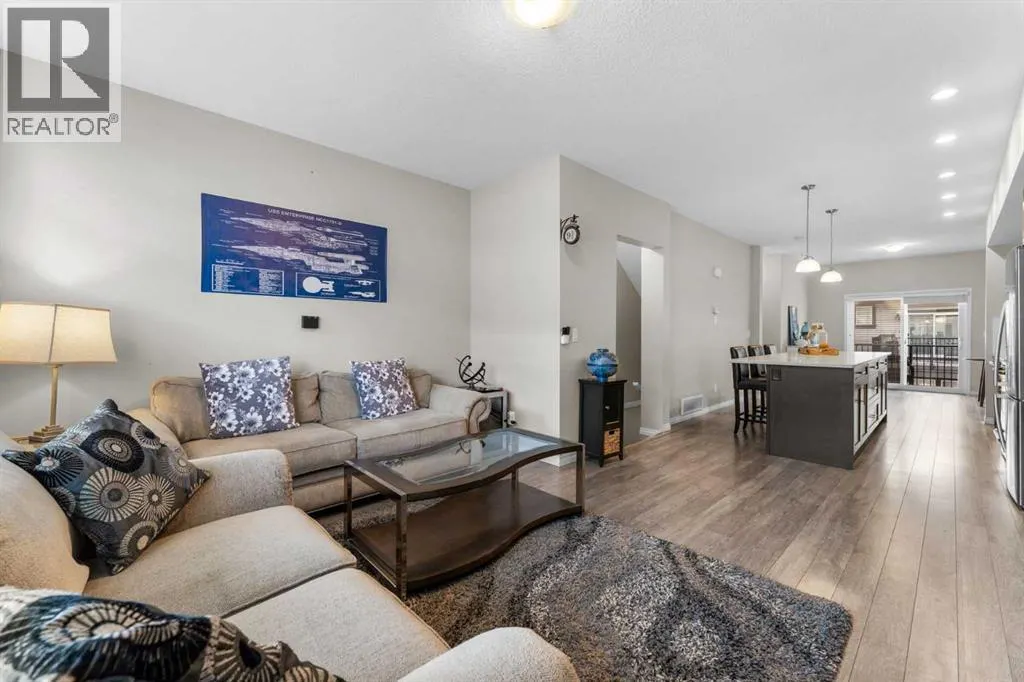 1506, 280 williamstown Close NW