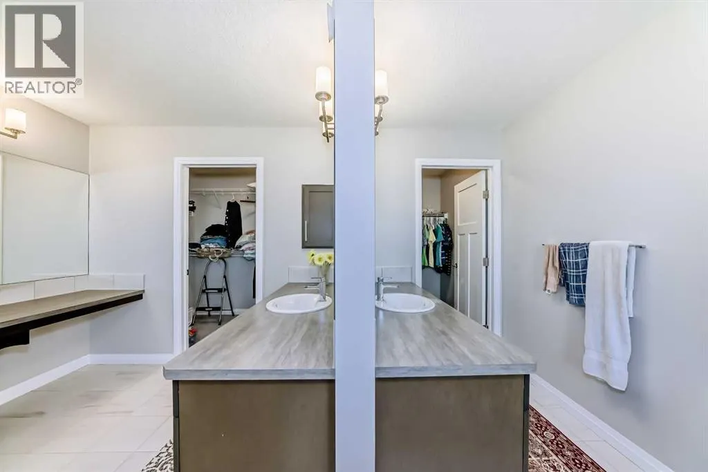 119 Legacy Glen Park SE