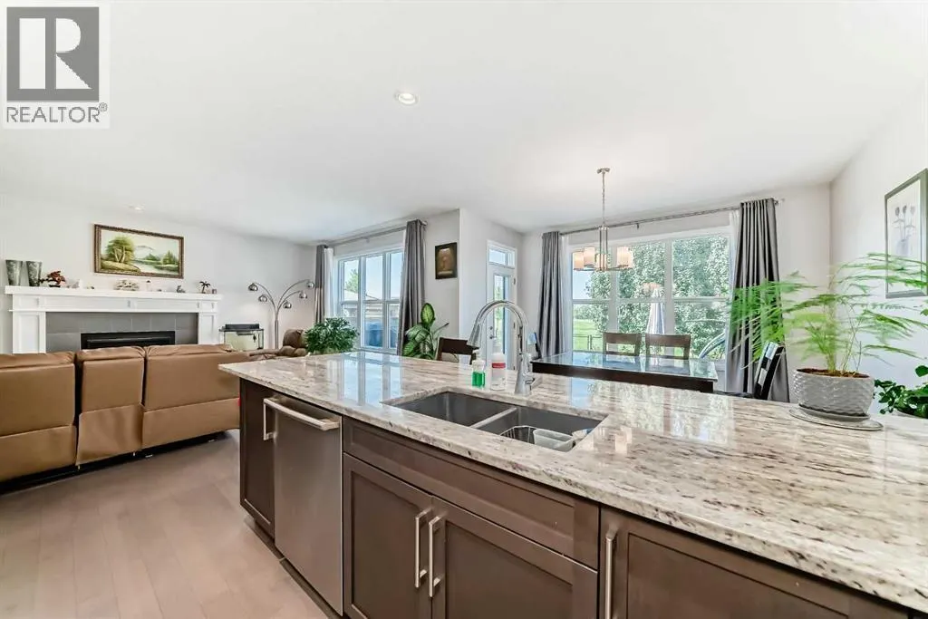 119 Legacy Glen Park SE