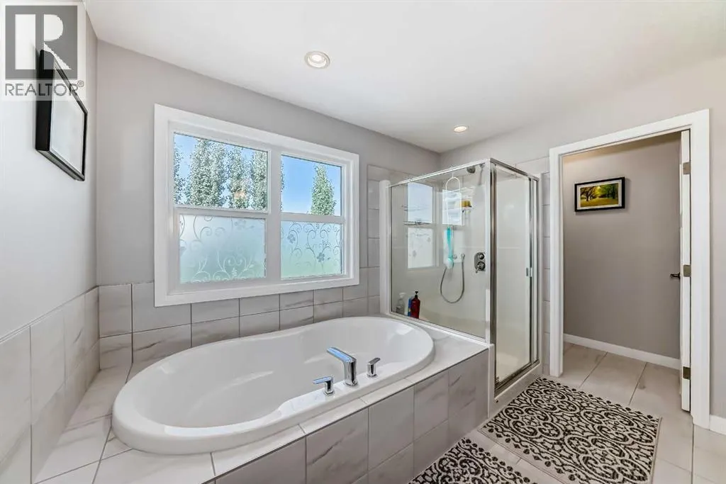 119 Legacy Glen Park SE