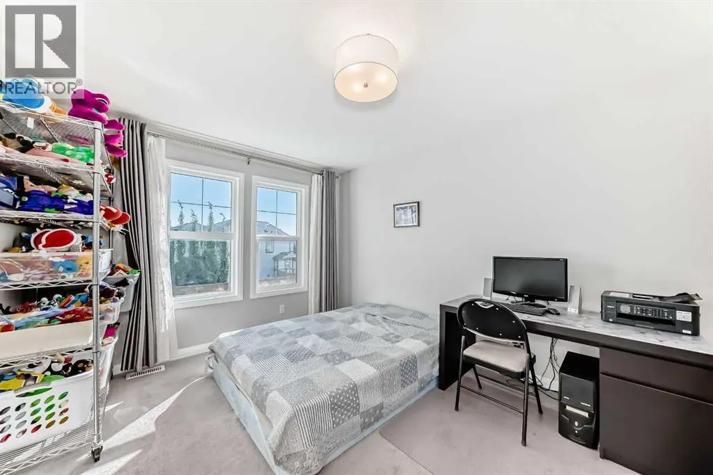119 Legacy Glen Park SE