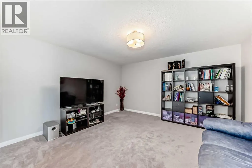 119 Legacy Glen Park SE