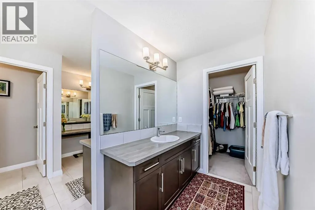 119 Legacy Glen Park SE