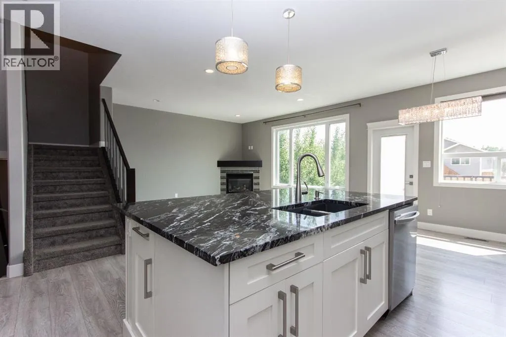 93 Turner Crescent