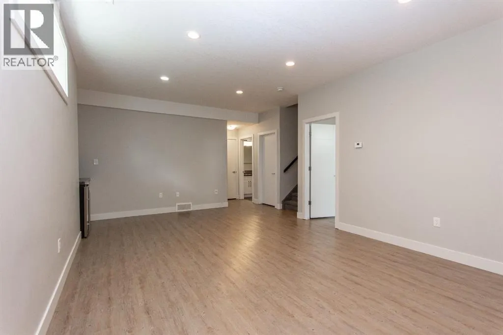 93 Turner Crescent