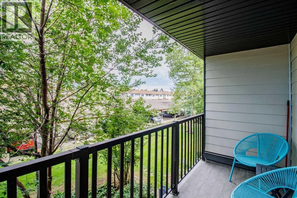 208, 550 Westwood Drive SW