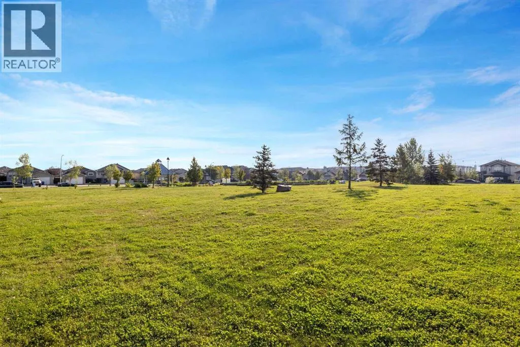 251 Pacific Crescent
